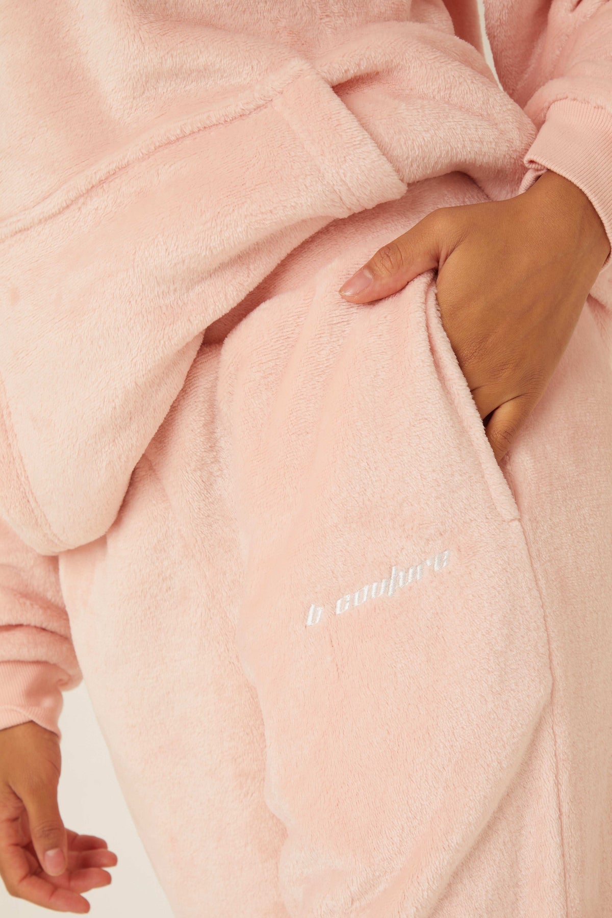 Womens Fluffy Robe & Fluffy PJ Set Bundle - Pink